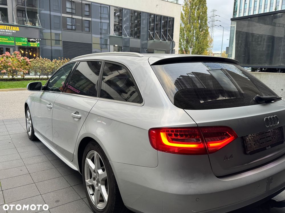 Audi A4 Avant - 10