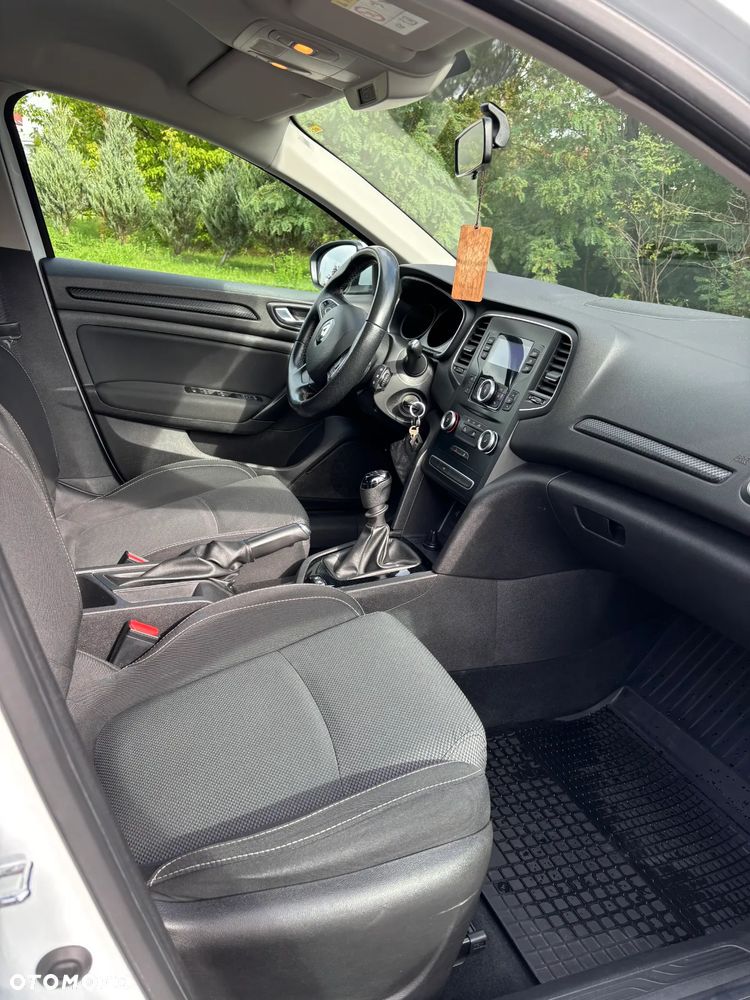 Renault Megane 1.6 SCe Life - 25