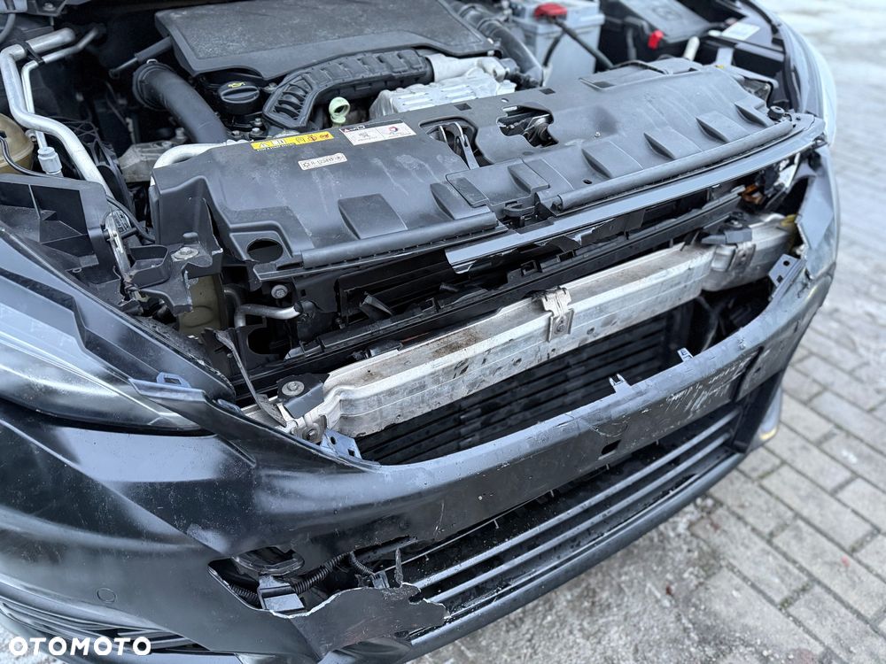 Peugeot 308 PureTech 130 GPF EAT8 Stop & Start GT - 31