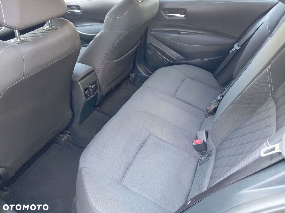 Toyota Corolla - 11