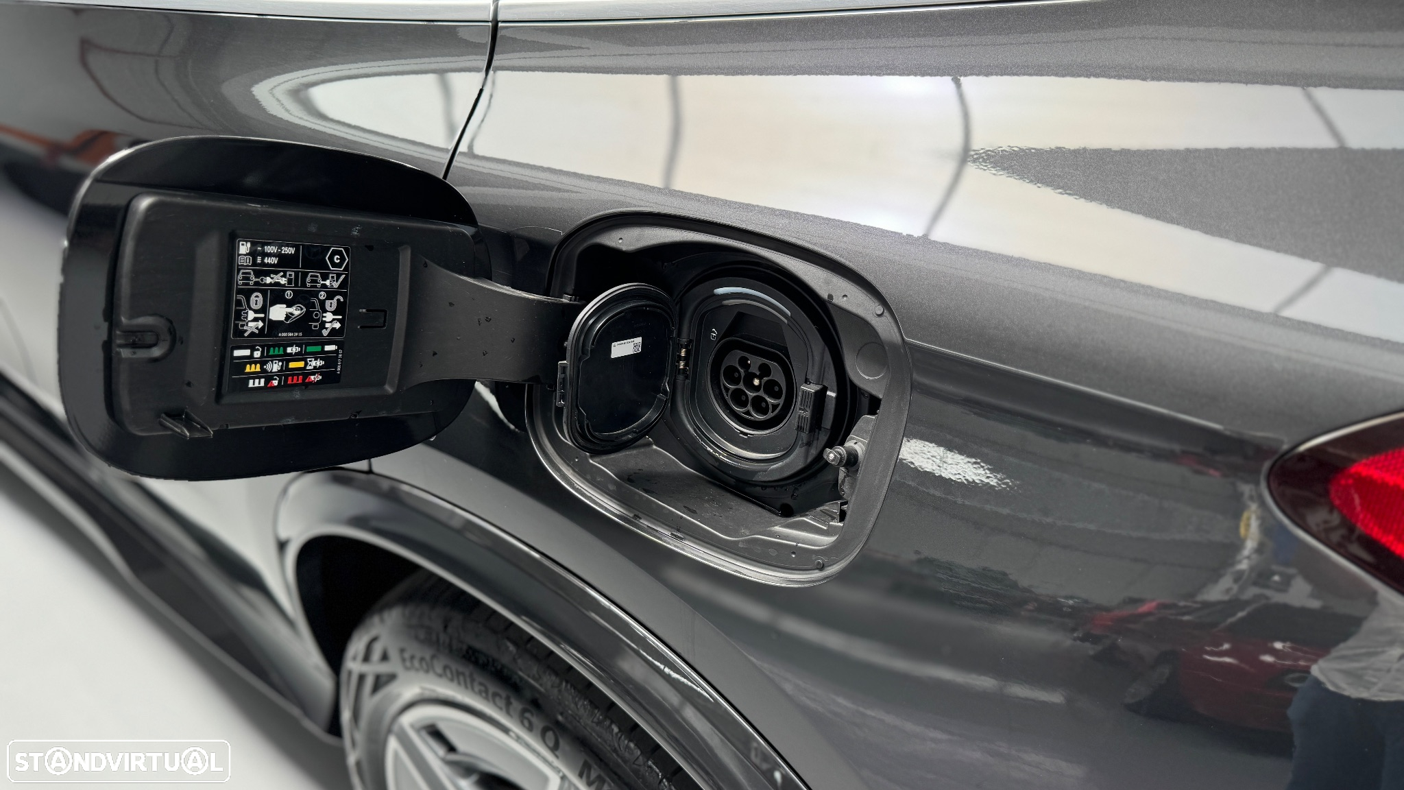 Mercedes-Benz GLC 300 de 4Matic - 9