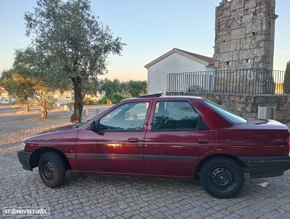 Ford Orion 1.4 CLX - 22
