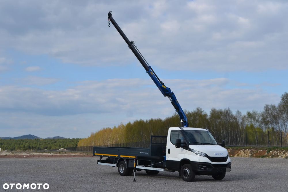 Iveco Daily 72-180 72C18 Nowy żuraw DN 4.7 Nowa Skrzynia ładunkowa 5.2 m 70C18 65C 50C 35C - 5
