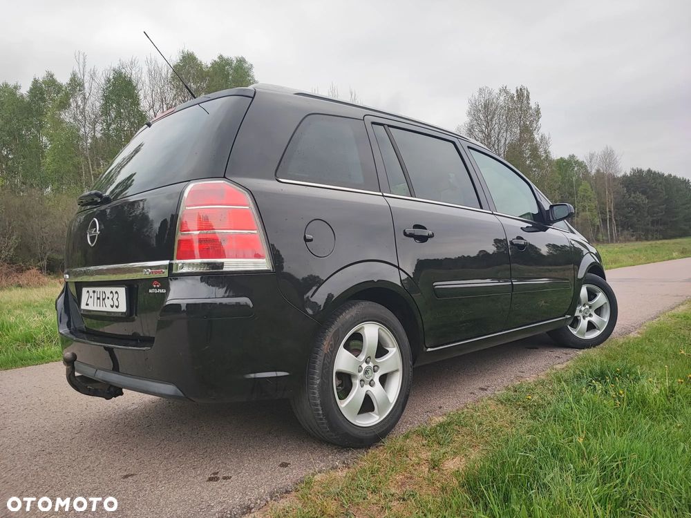 Opel Zafira 2.0 Turbo Sport - 31