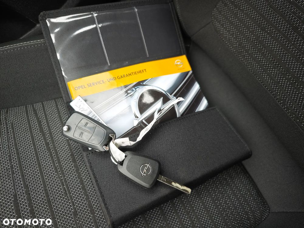 Opel Corsa 1.4 16V Energy - 38