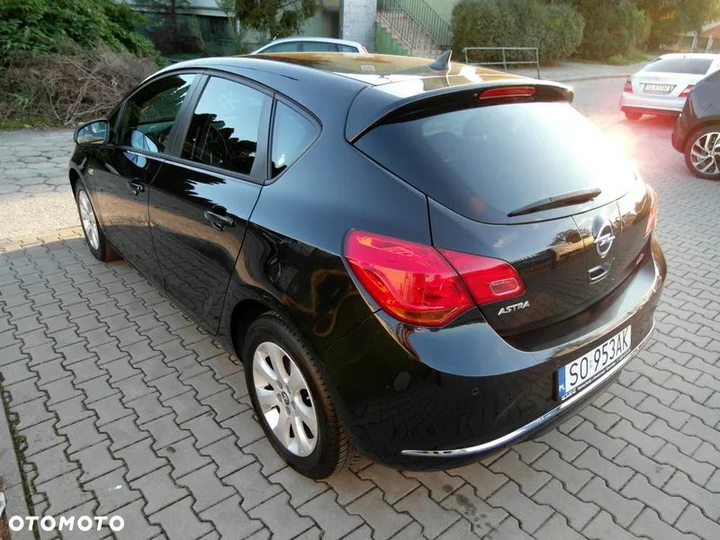 Opel Astra 1.4 Turbo Innovation - 13