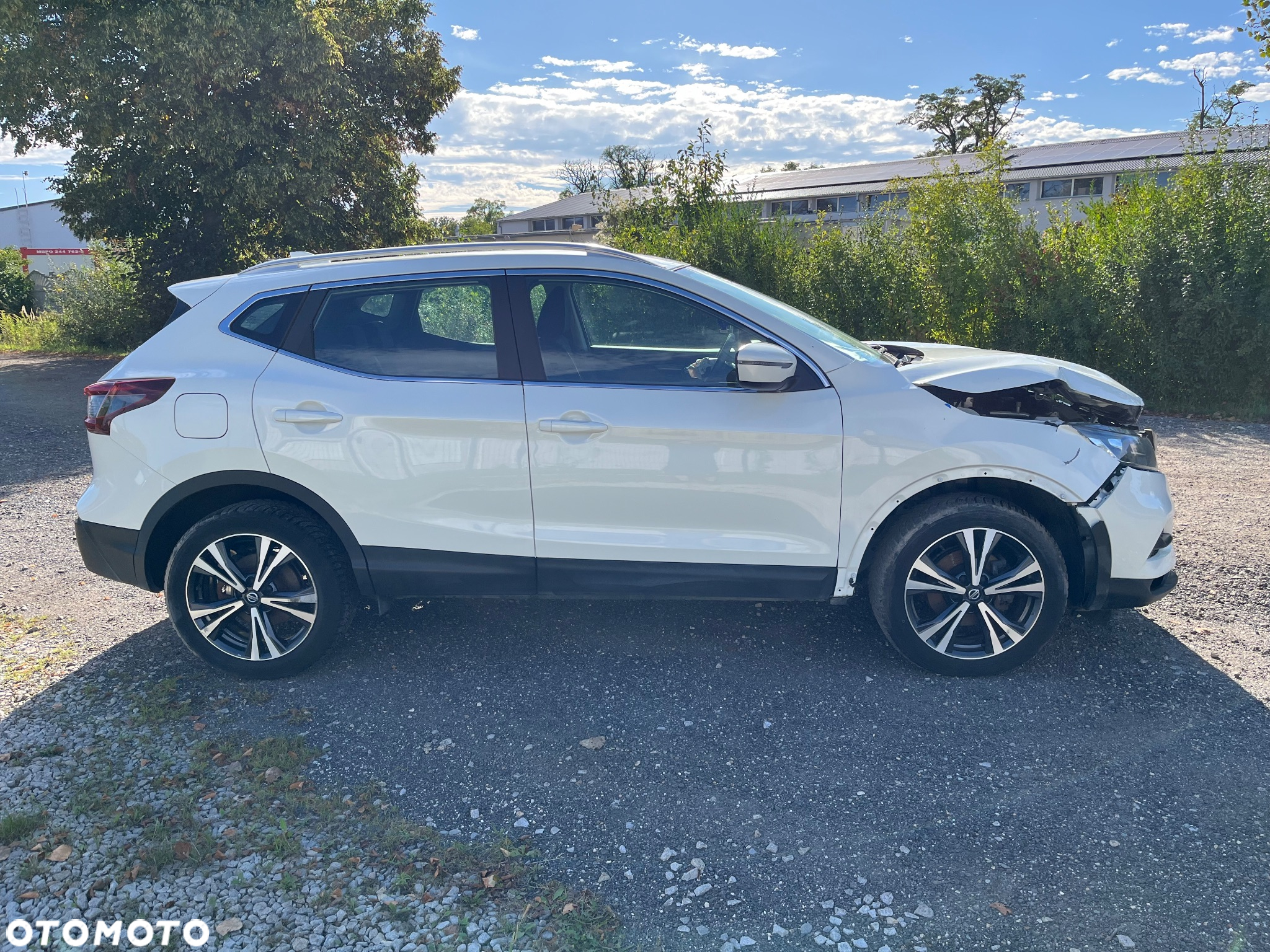 Nissan Qashqai 1.3 DIG-T N-Connecta DCT - 6