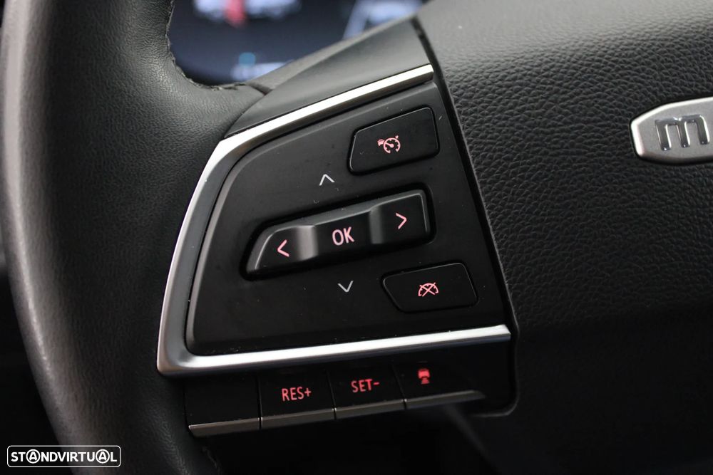 Maxus Euniq 6 Standard - 10