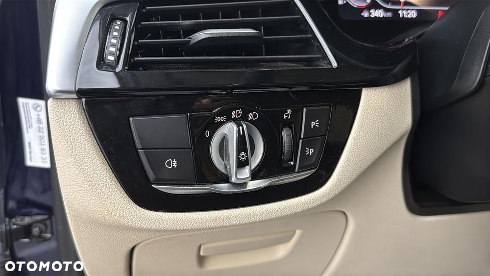 BMW Seria 5 520i mHEV sport - 29