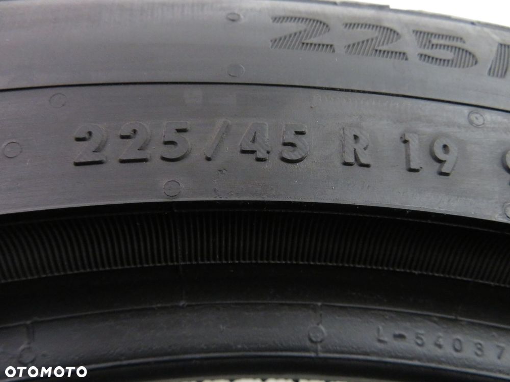 2X 225/45R19 OPONY ZIMOWE CONTINENTAL WINTERCONTACT TS 860 S 96V XL SSR DOT: 4217. - 6
