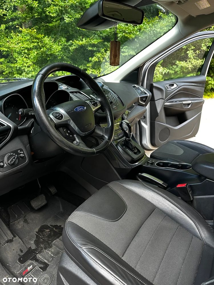 Ford Kuga 2.0 TDCi 4WD Titanium - 5