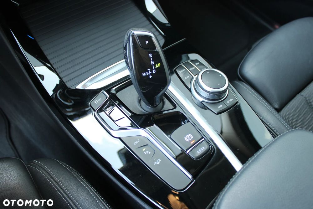 BMW X3 xDrive30e xLine - 21