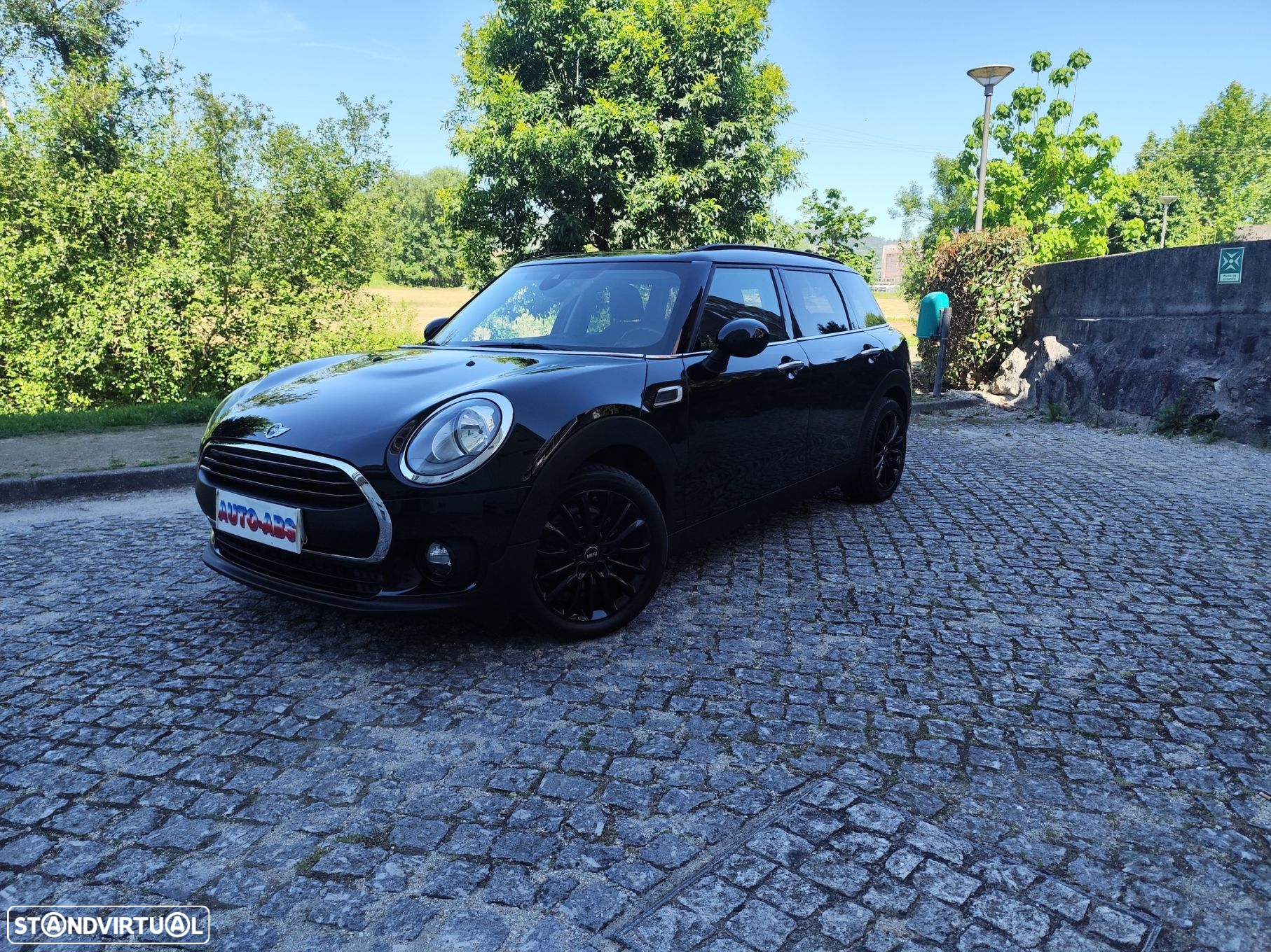 MINI Clubman One D - 2