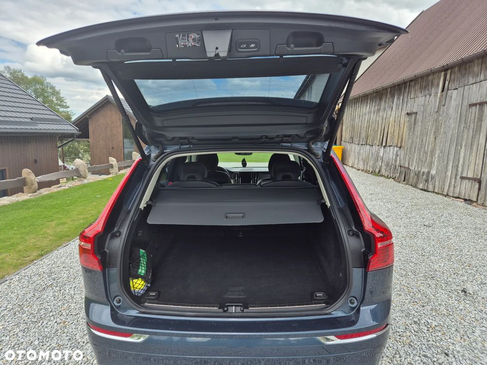 Volvo XC 60 B4 D AWD Inscription - 9