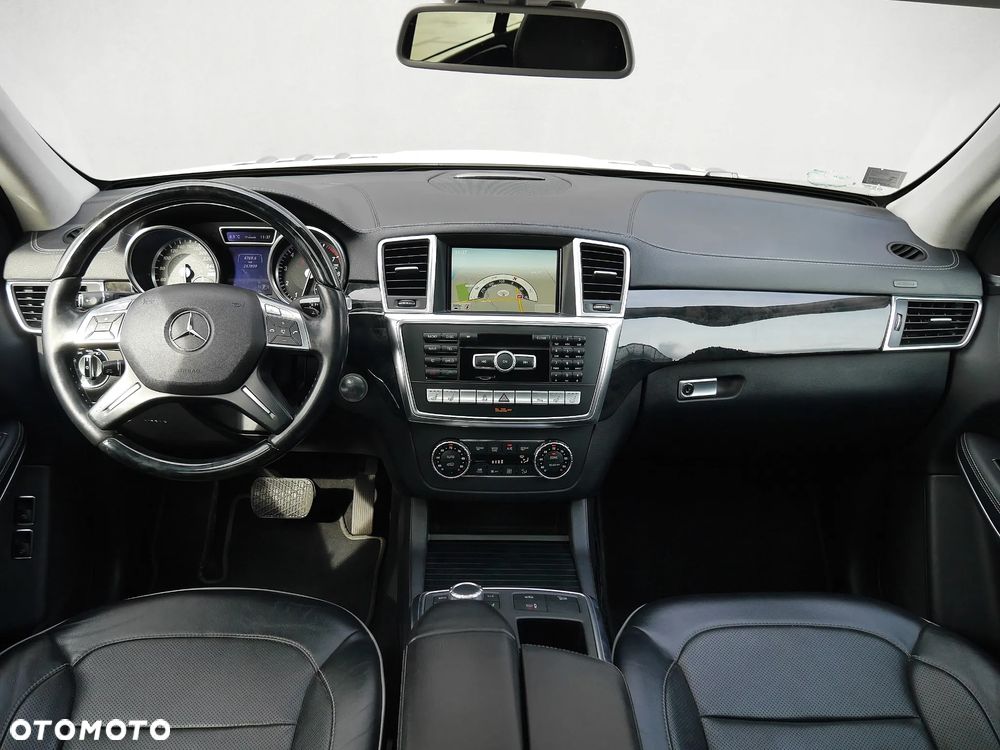 Mercedes-Benz GL 500 4-Matic - 8