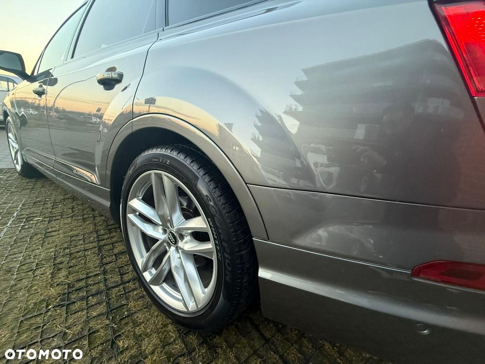 Audi Q7 - 23