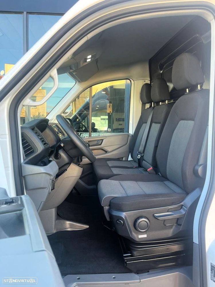 VW Crafter 35 2.0 TDI L5H3 Super Longo Tecto Alto - 30