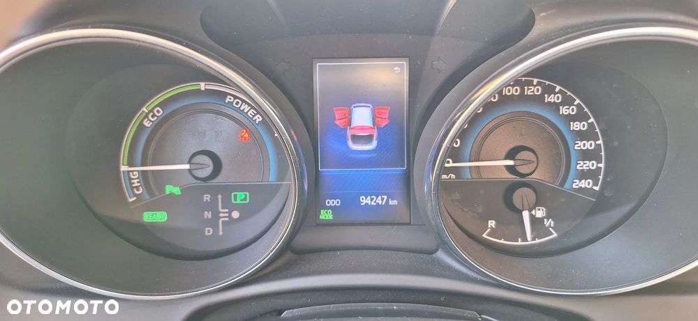Toyota Auris Hybrid 135 Premium - 10