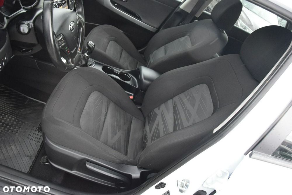 Kia Ceed 1.0 T-GDI ISG Edition 7 - 28