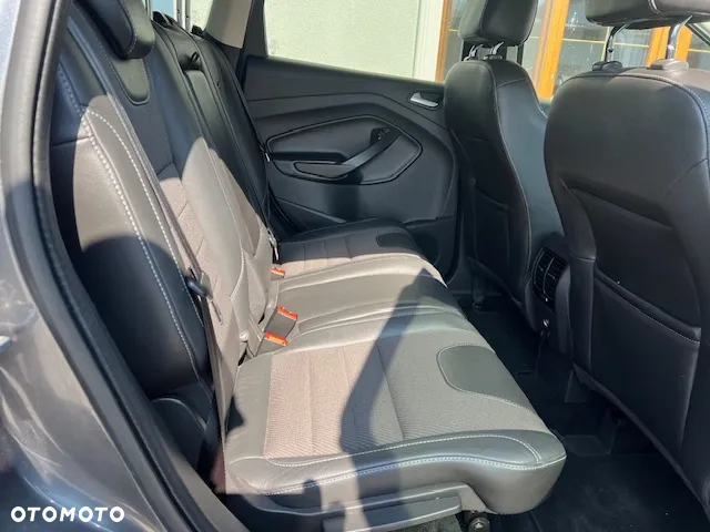 Ford Kuga 1.5 EcoBoost 2x4 Titanium - 14