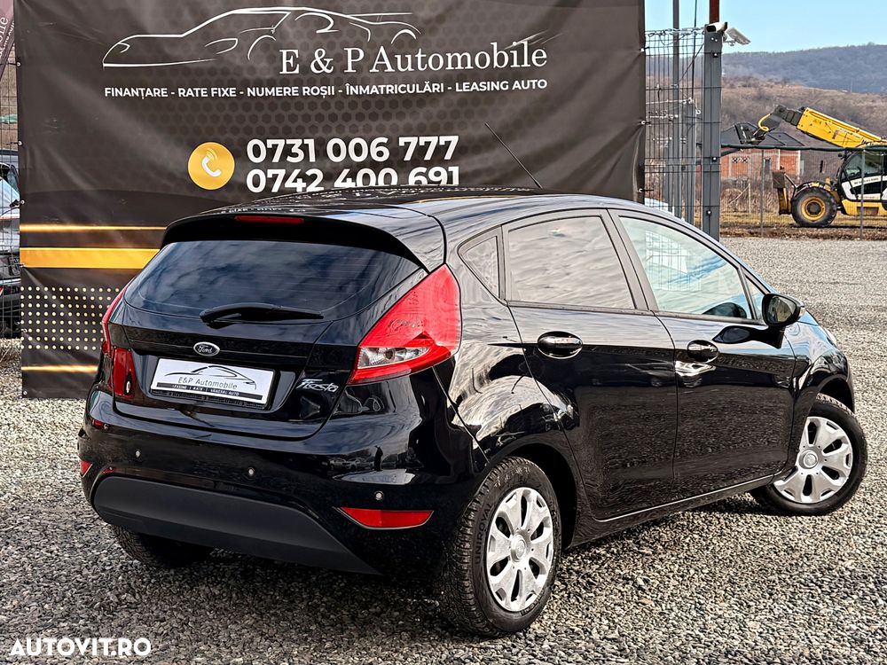 Ford Fiesta - 12