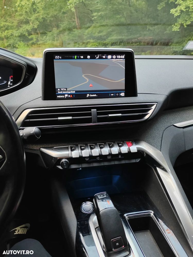 Peugeot 5008 1.5L BlueHDI EAT8 S&S Allure - 27