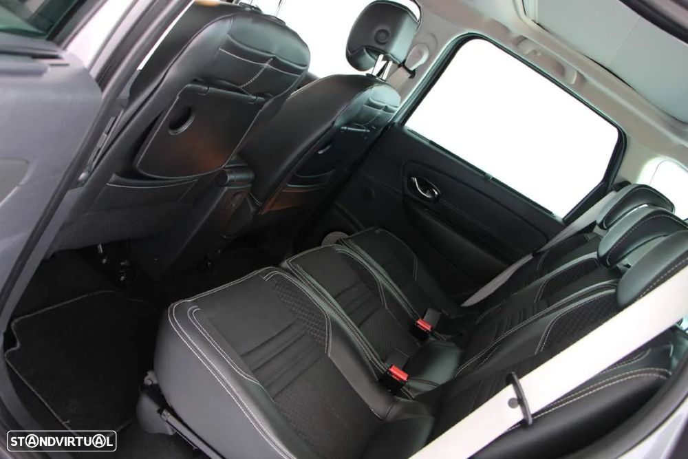 Renault Scénic 1.5 dCi Bose Edition EDC SS - 6