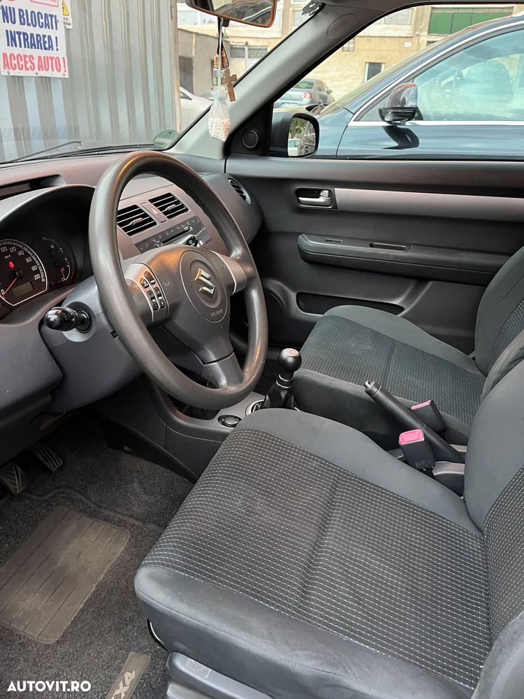 Suzuki Swift 1.3 GLX - 7
