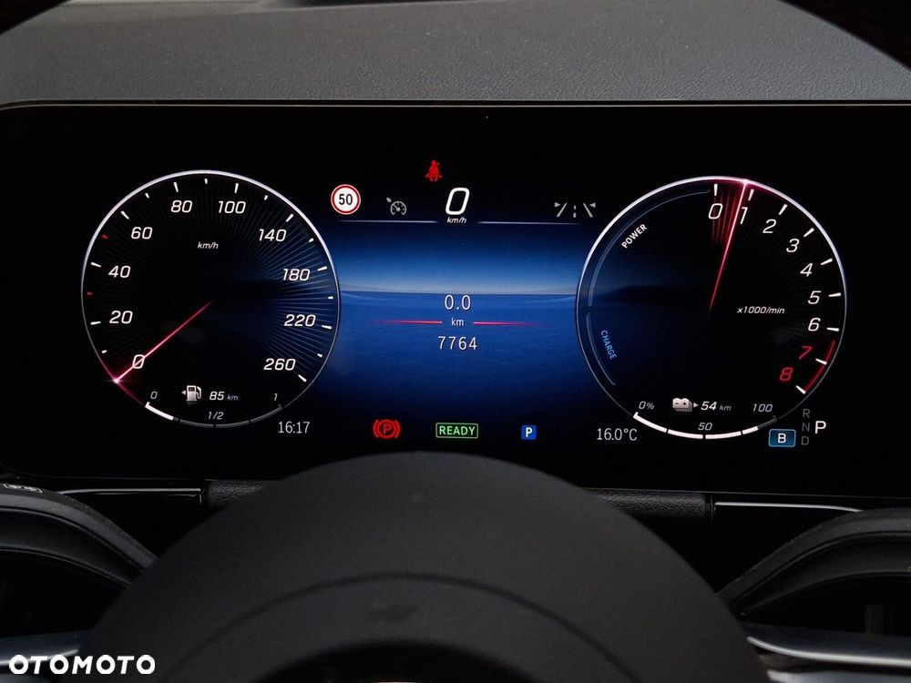 Mercedes-Benz Klasa B 250 e AMG Line 8G-DCT - 24