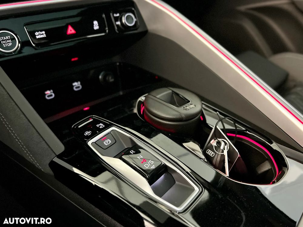 Audi Q5 40 TDI quattro S tronic S line - 25