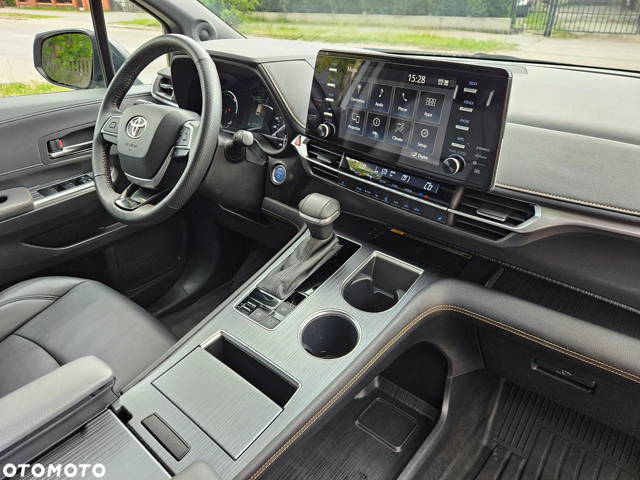 Toyota Sienna - 37