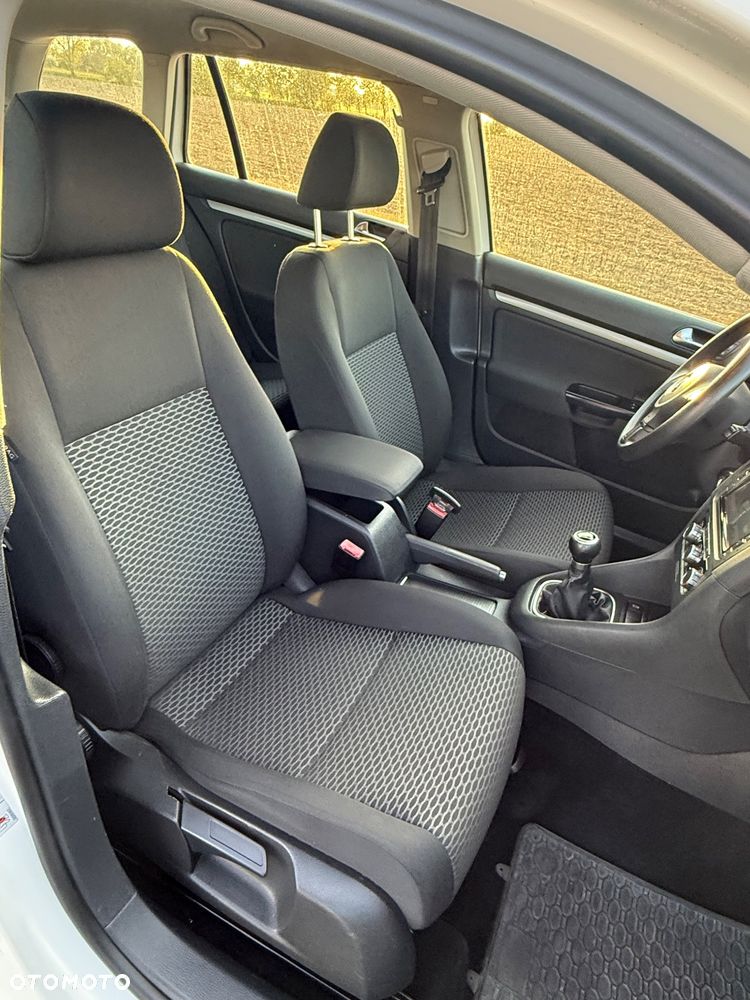 Volkswagen Golf 1.6 TDI Trendline - 16
