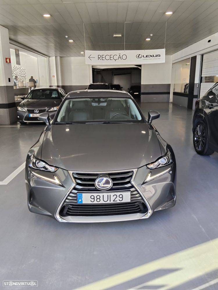 Lexus IS 300H Executive - 7
