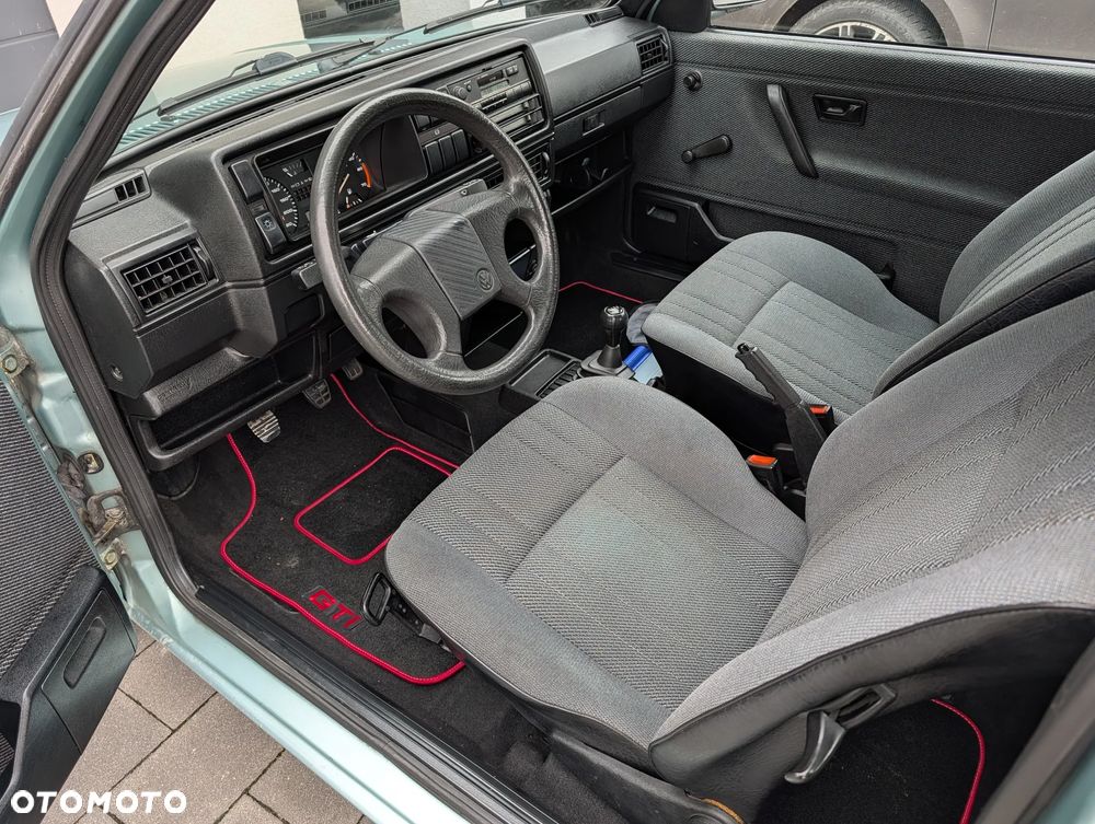Volkswagen Golf 1.8 / 1.8 C - 9