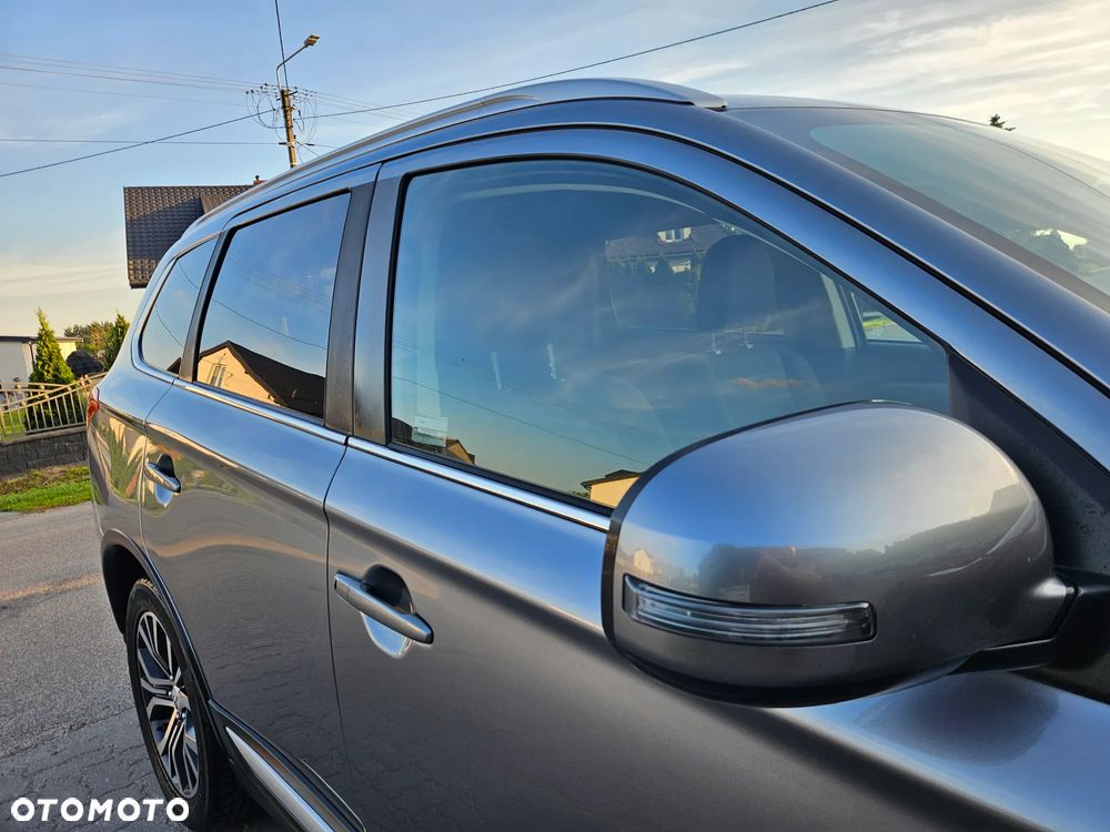 Mitsubishi Outlander 2.0 Intense Comfort 4WD CVT - 9
