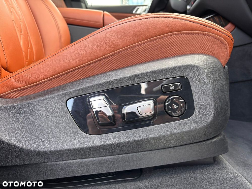 BMW X7 - 17