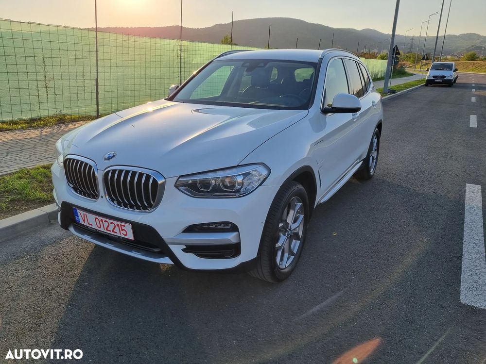 BMW X3 xDrive30e AT PHEV - 1