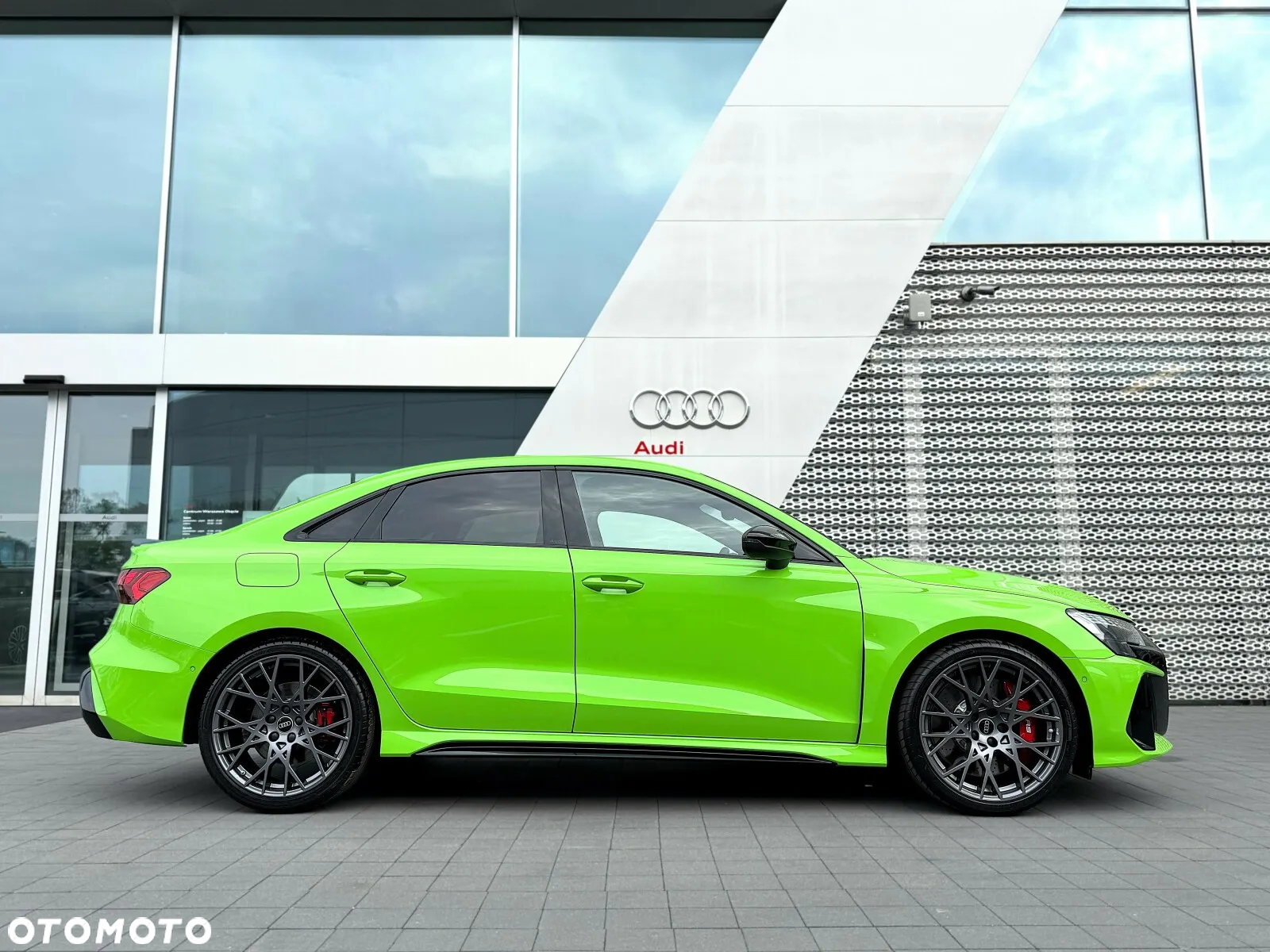 Audi RS3 Limousine - 30