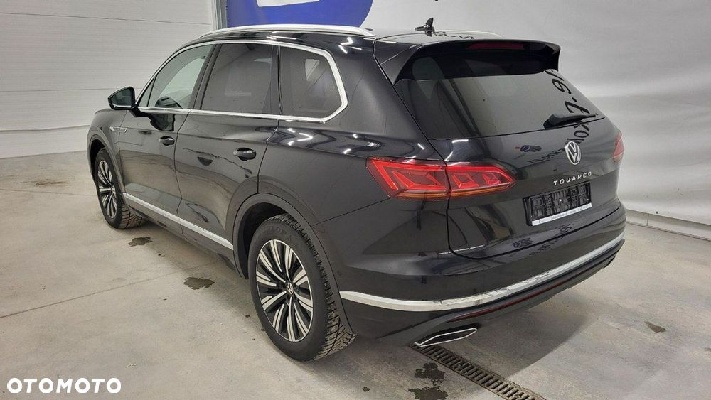 Volkswagen Touareg - 9