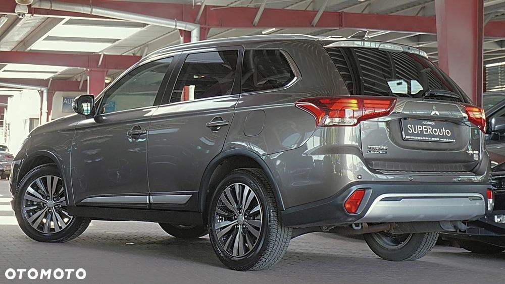 Mitsubishi Outlander 2.0 Intense Comfort 4WD CVT - 8