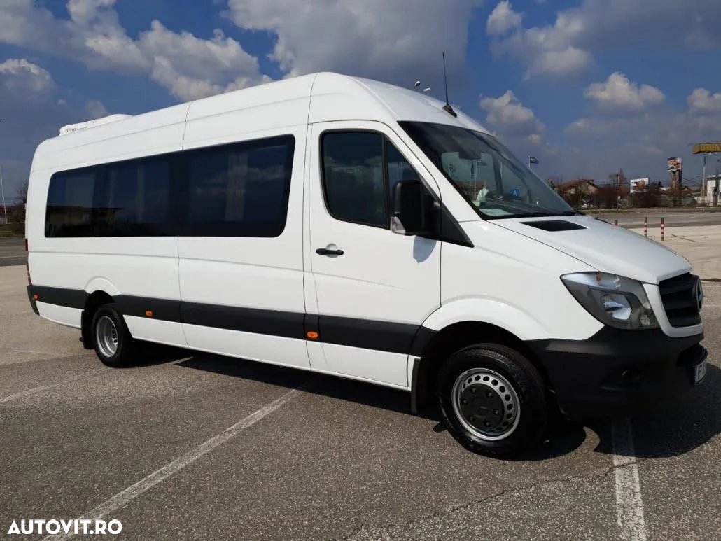 Mercedes-Benz Sprinter - 2