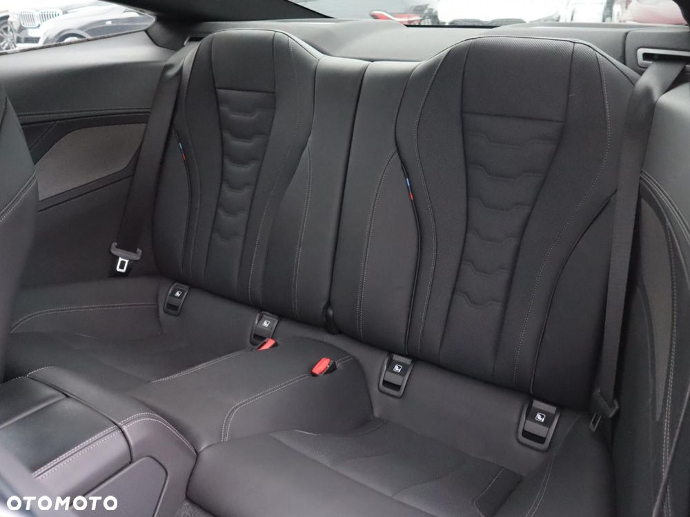 BMW Seria 8 - 9