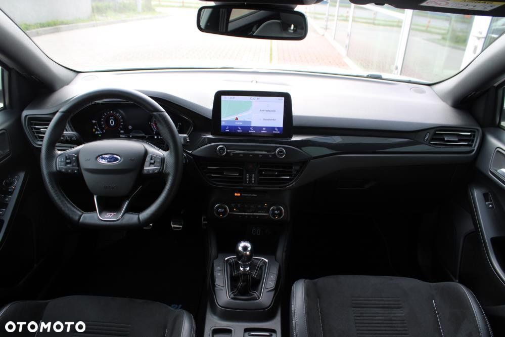 Ford Focus - 13