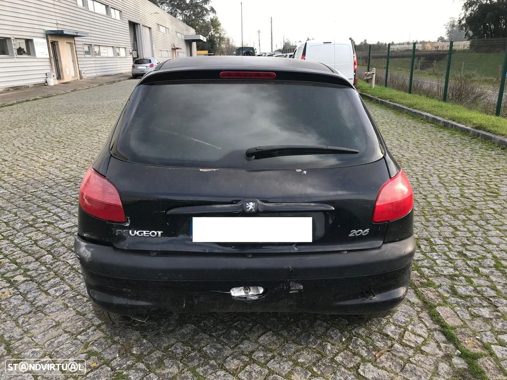 Peugeot 206 1.1 3P 2001 - Para Peças - 5