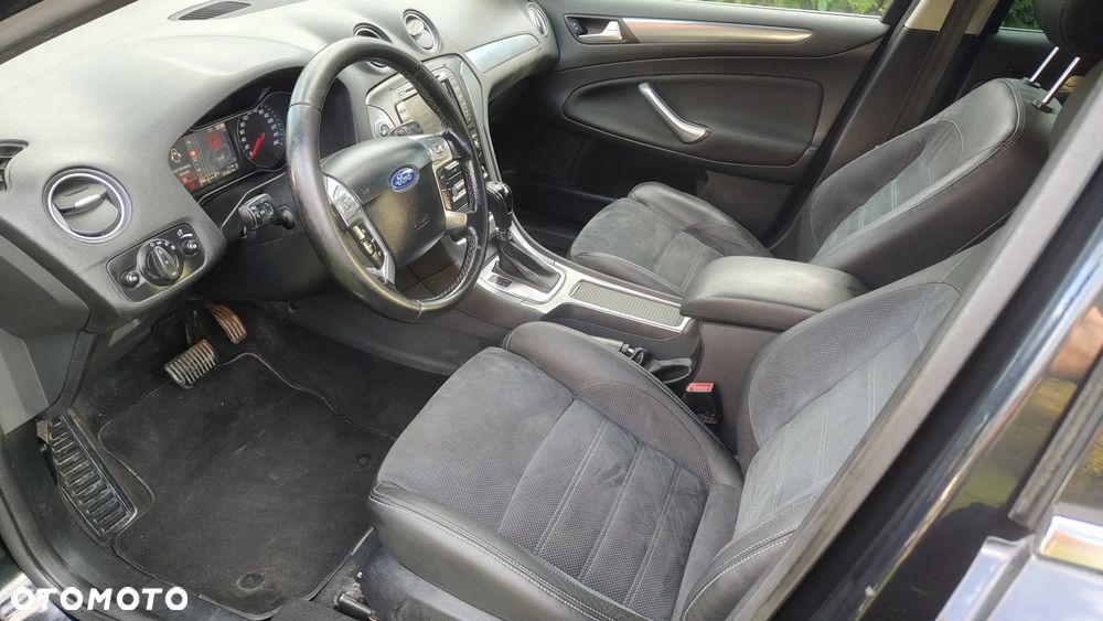 Ford Mondeo 2.0 TDCi Titanium - 11