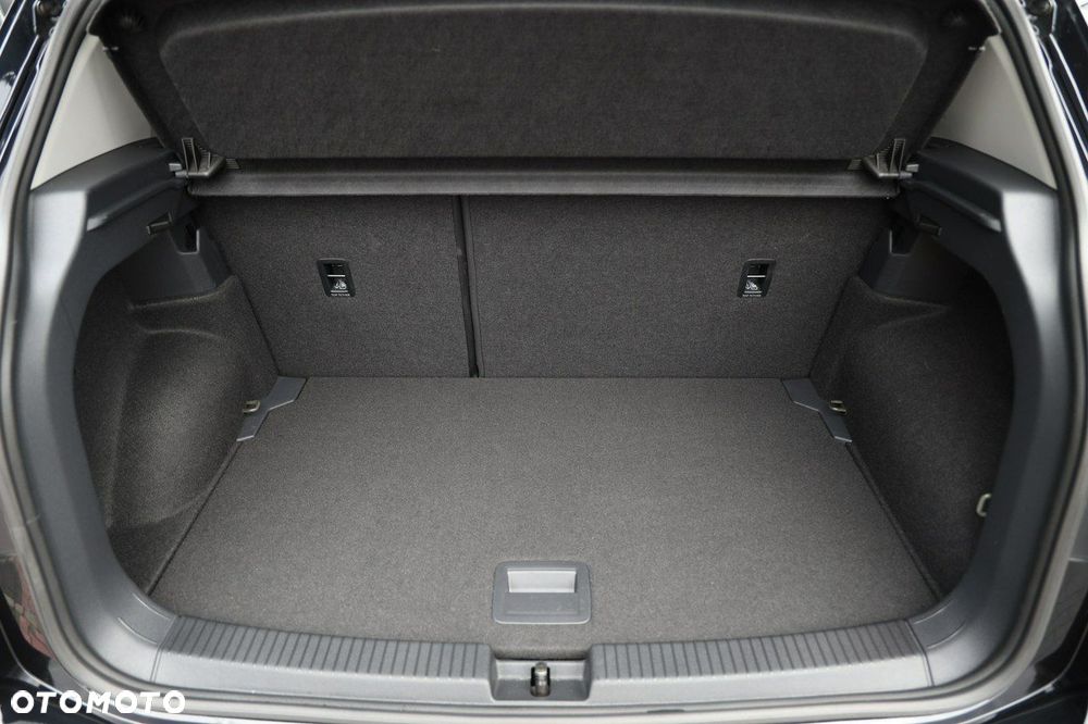 Volkswagen T-Cross - 39