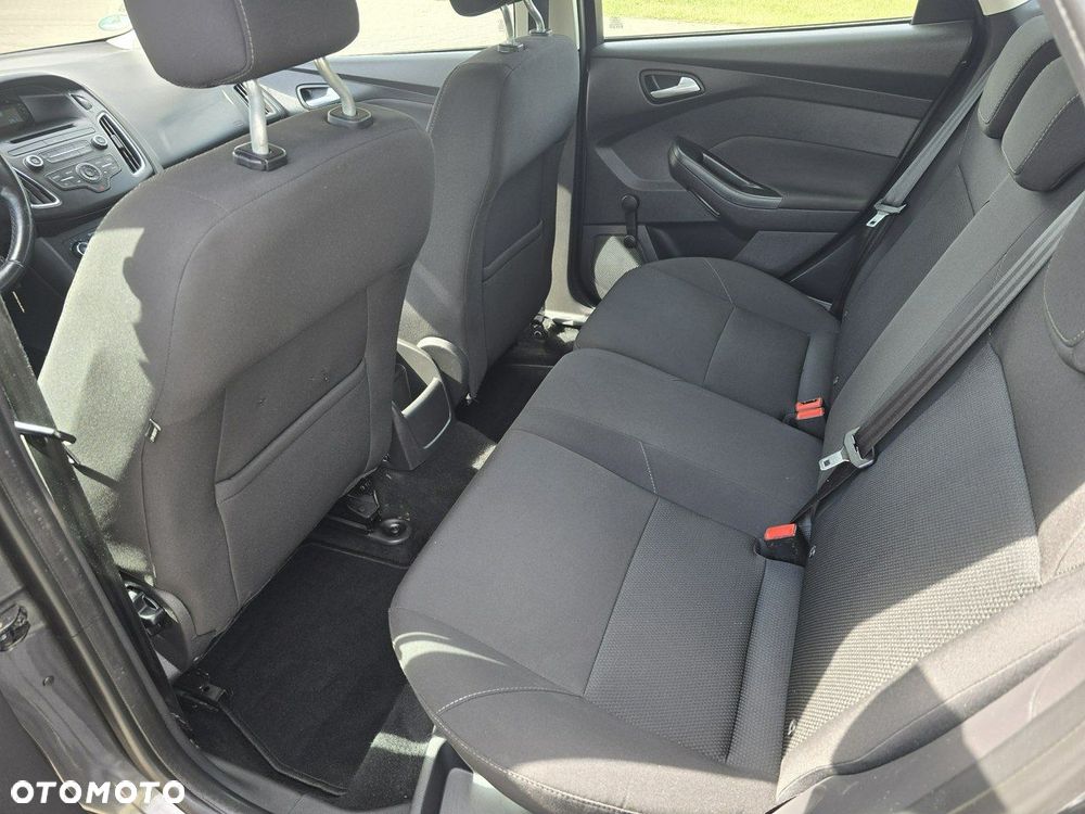 Ford Focus - 16
