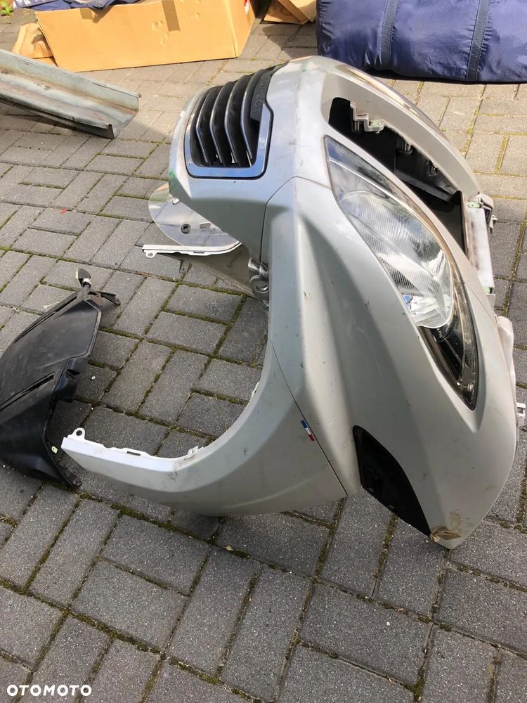 Peugeot Metropolis czasza czacha szyba podszybie - 1