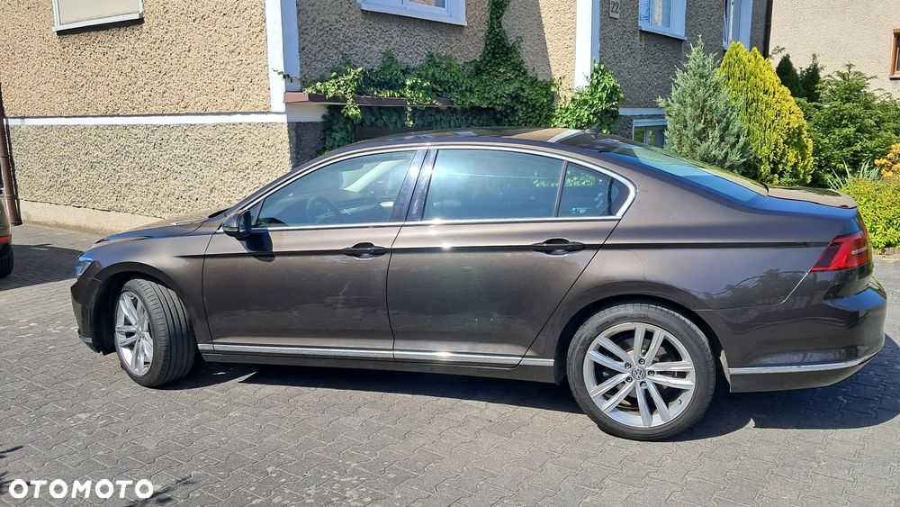 Volkswagen Passat 1.8 TSI BMT Highline - 2