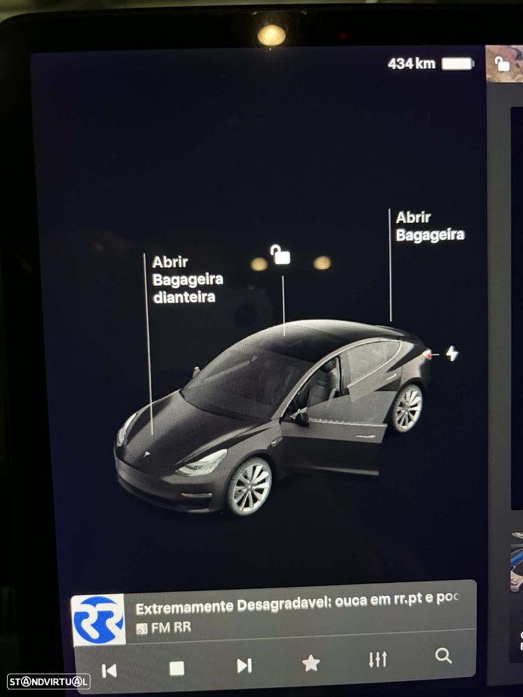 Tesla Model 3 Long-Range Dual Motor AWD - 27